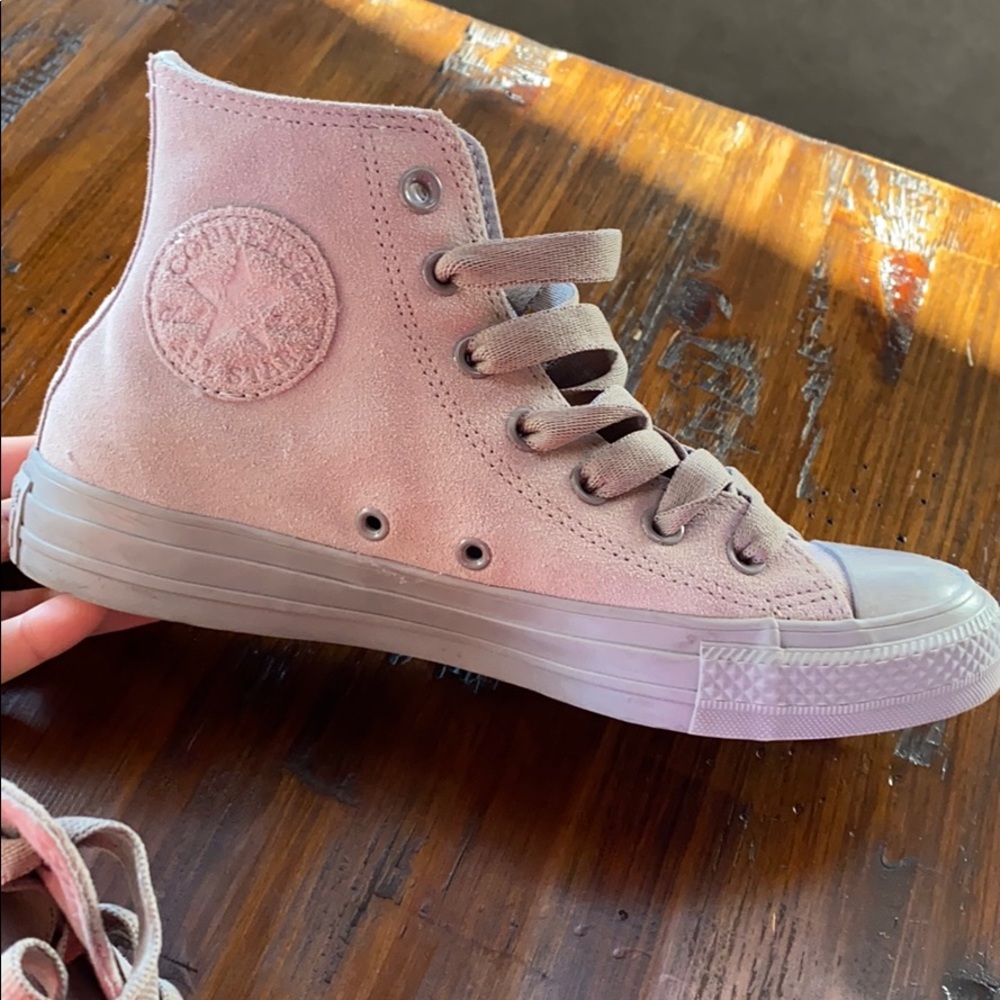 High top converse - Picture 2 of 2